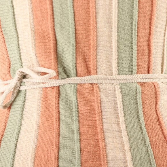 Boutique Dress- Perfect for Renaissance Fair - Picture 8 of 10